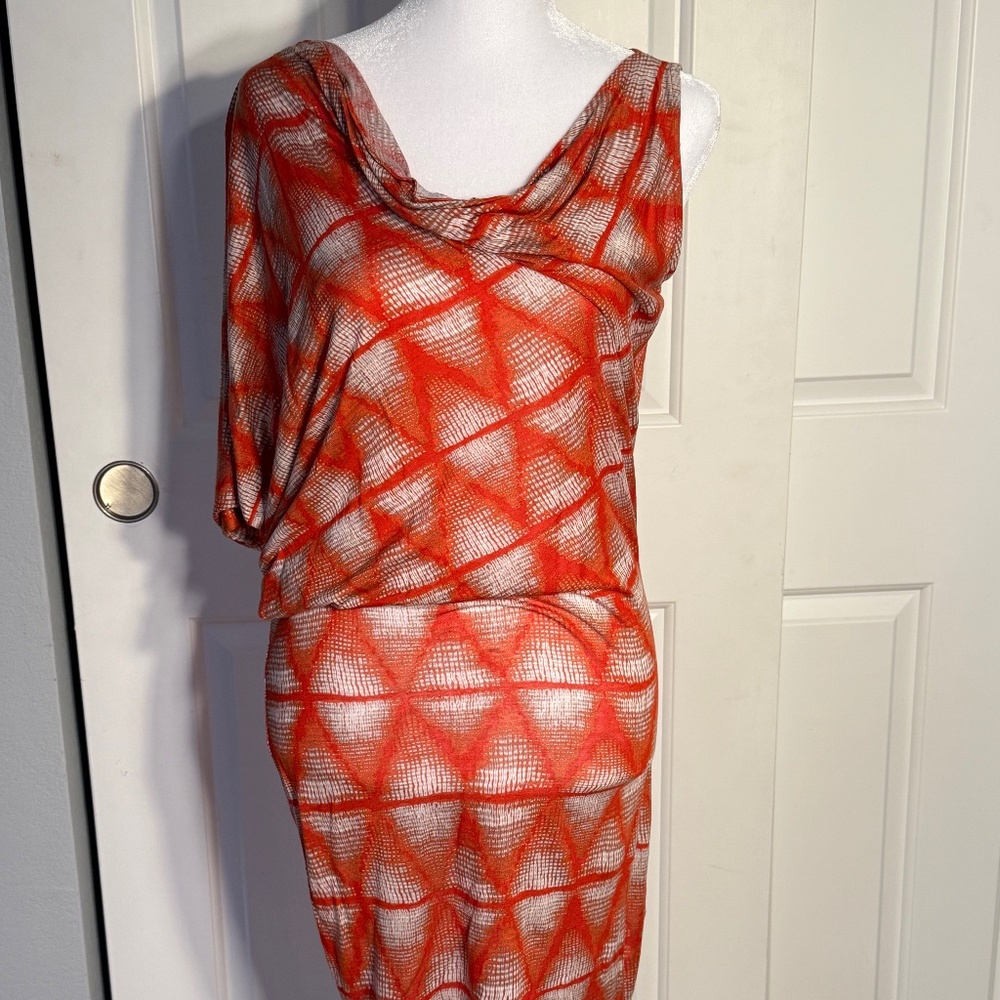 Modern one-sleeve BCBG dress in burnt orange - XXS